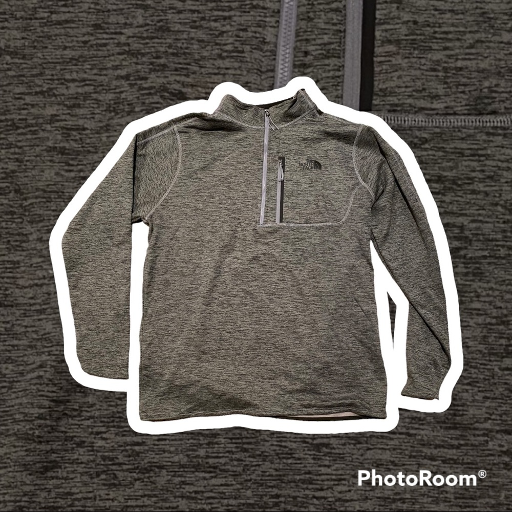 North Face 1/2 Zip Men’s Long Sleeve, Fleece Inside